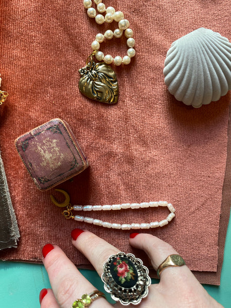 Embroidered costume ring