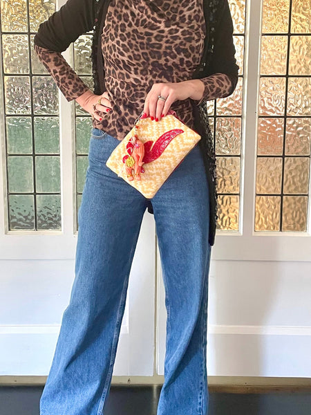 Artful clutch