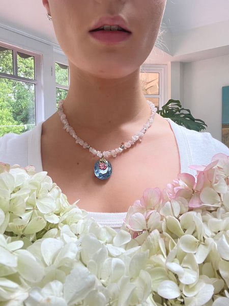 Vintage crystal cabochon flower necklace