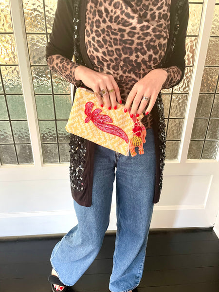 Artful clutch